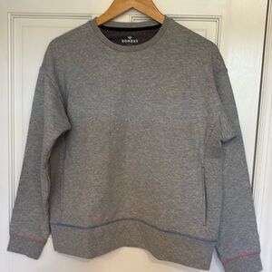 Woman’s Bombas Medium Long Sleeve Grey Crewneck NWOT